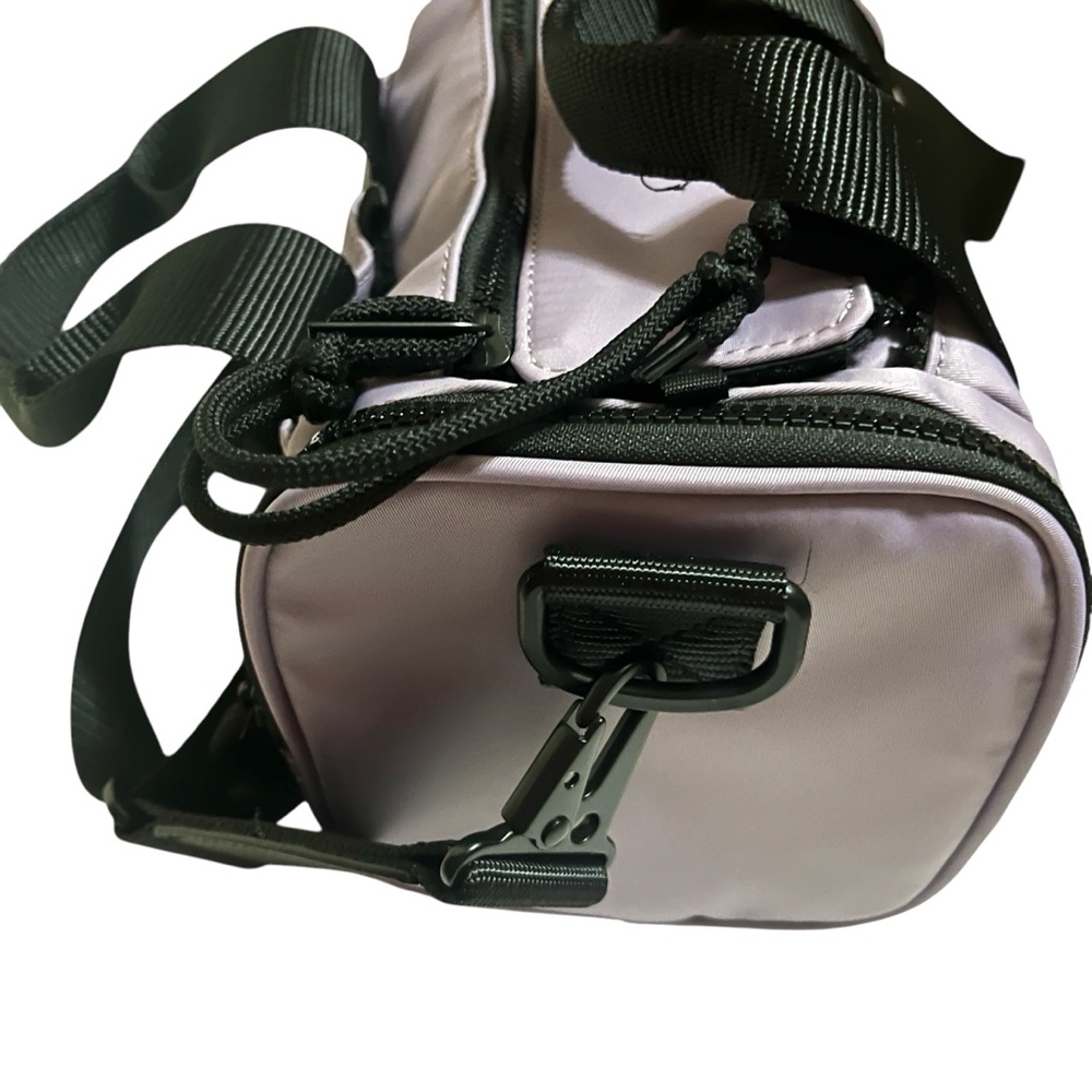 !!SOLD!! FABLETICS LILAC MINI TOTE BAG CROSSBODY PURSE NYLON SHOULDER GYM - Picture 8 of 16